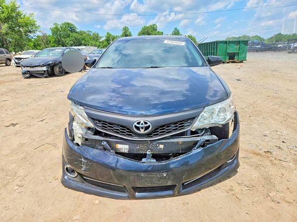 2013 TOYOTA CAMRY