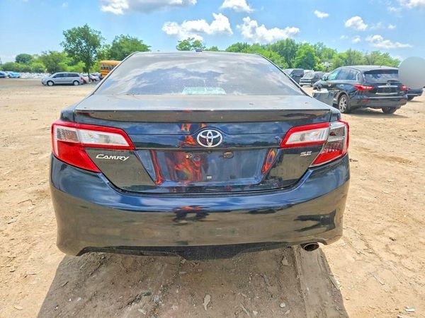 2013 TOYOTA CAMRY