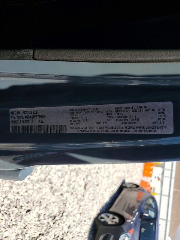 2025 JEEP WRANGLER Sport 4XE — VINS