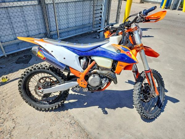 2022 KTM 350