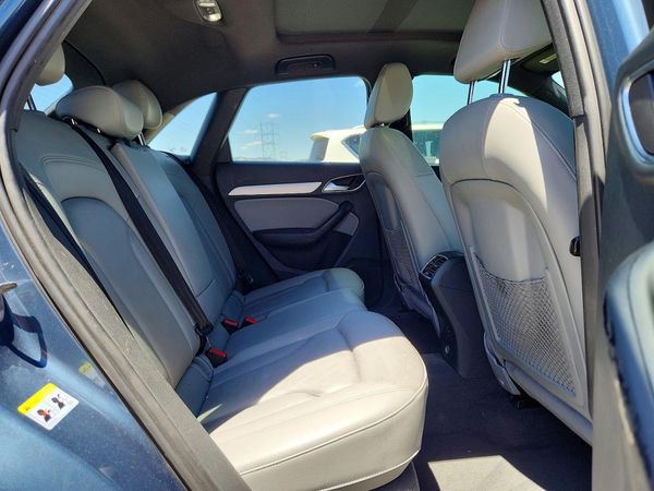 2017 AUDI Q3 Premium