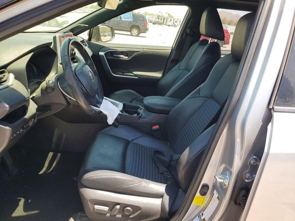 2020 TOYOTA RAV4 XSE HV