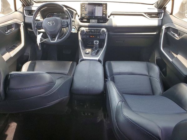 2020 TOYOTA RAV4 XSE HV