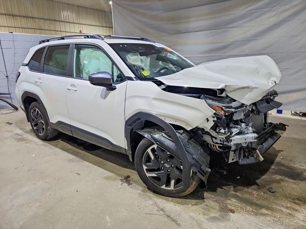 2026 SUBARU FORESTER Limited — Passenger 3/4