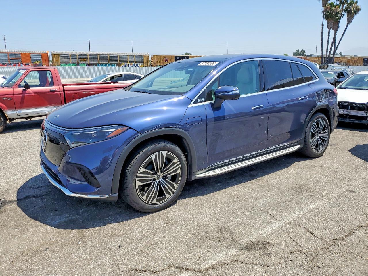2024 MERCEDES-BENZ EQS SUV EQS450+