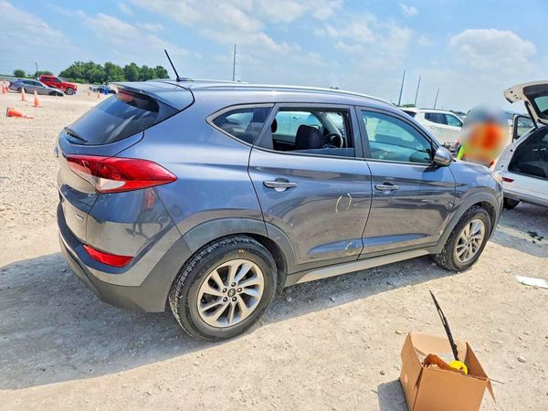 2017 HYUNDAI TUCSON