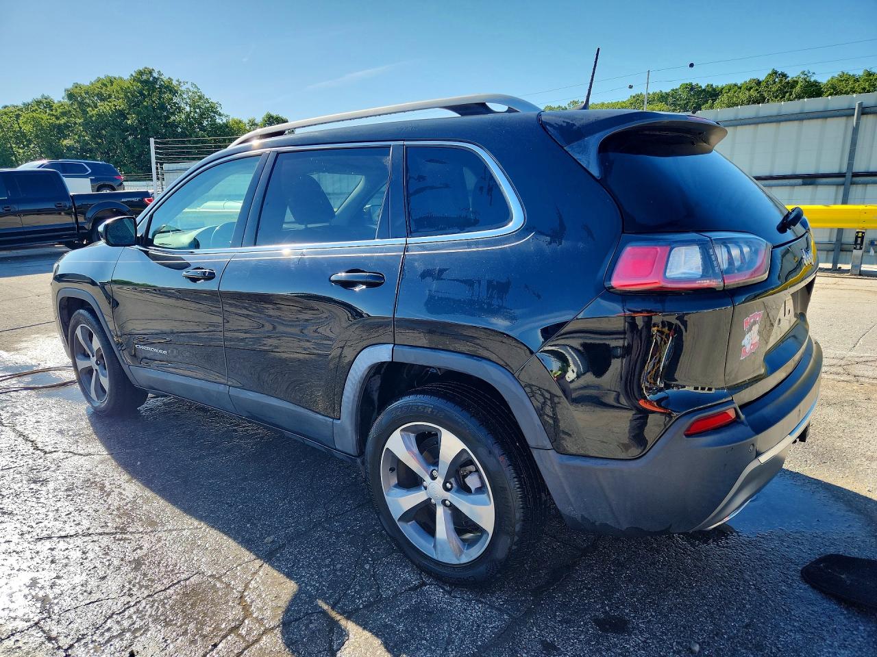 2020 JEEP CHEROKEE LIMITED FWD