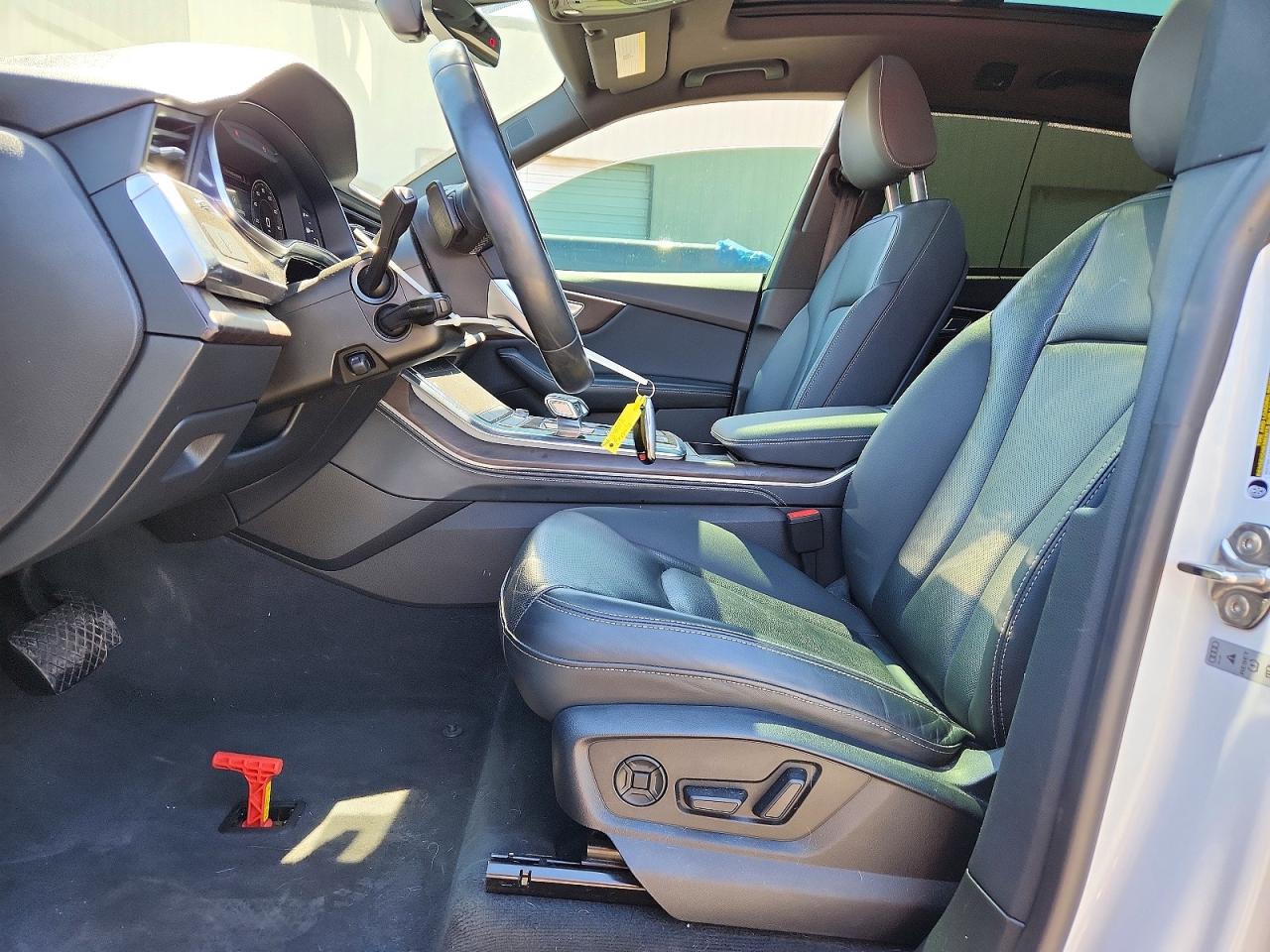 2022 AUDI Q8