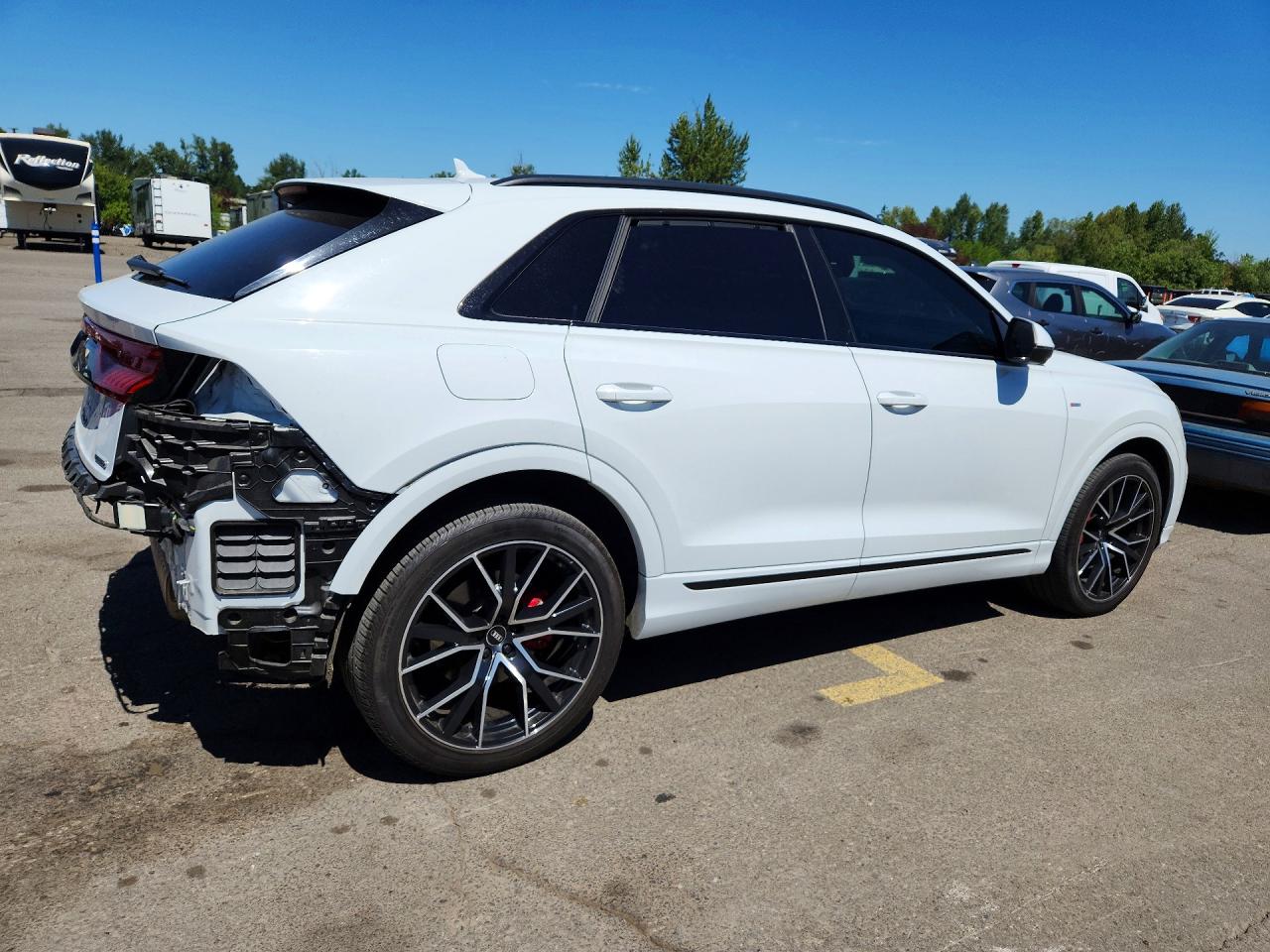 2022 AUDI Q8