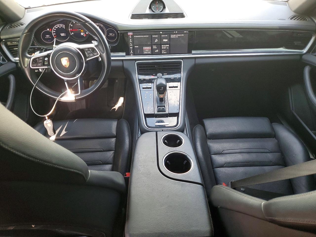 2019 PORSCHE PANAMERA Base / 4