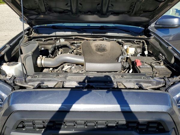 2021 TOYOTA TACOMA SR5