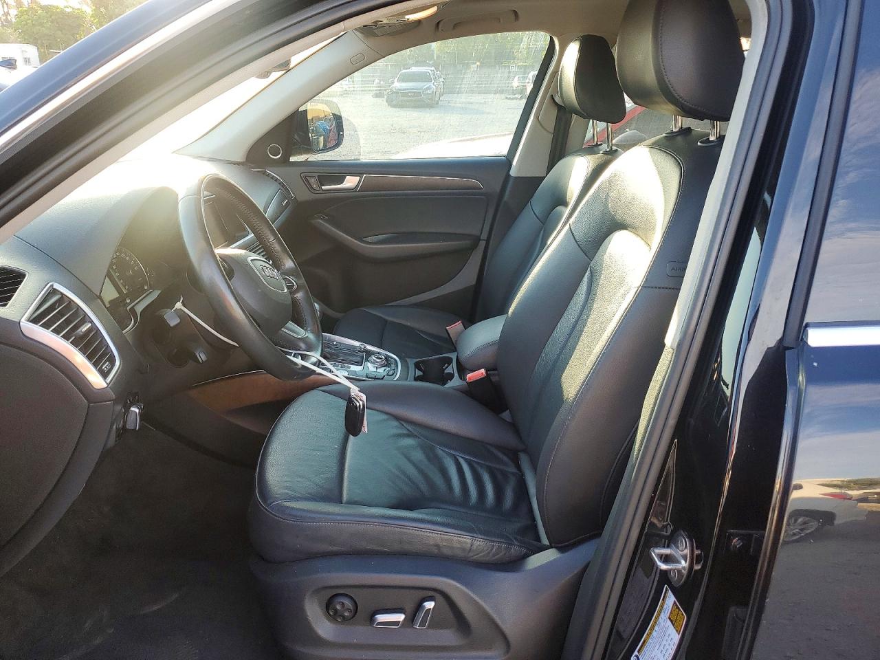 2017 AUDI Q5 quattro Premium Plus