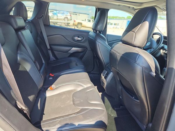 2021 JEEP CHEROKEE LATITUDE PLUS FWD