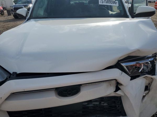 2023 TOYOTA 4RUNNER SR5
