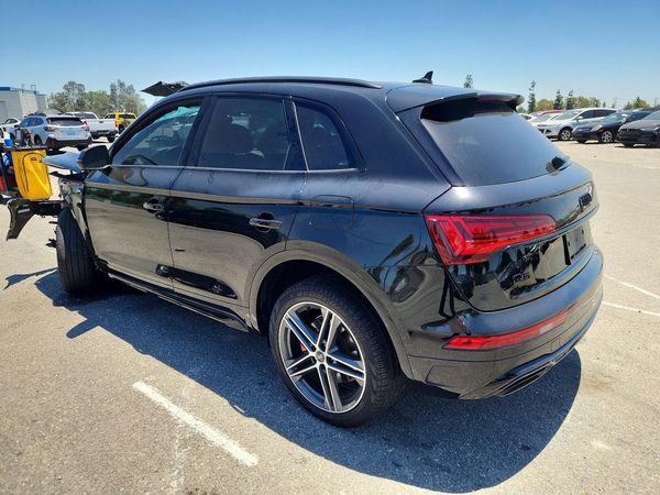 2025 AUDI Q5 E