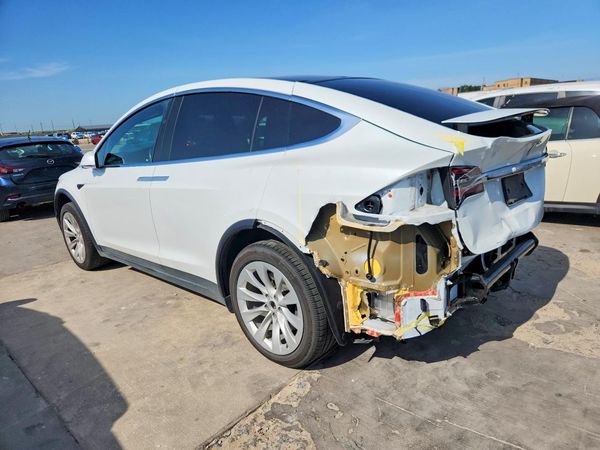 2020 TESLA MODEL X