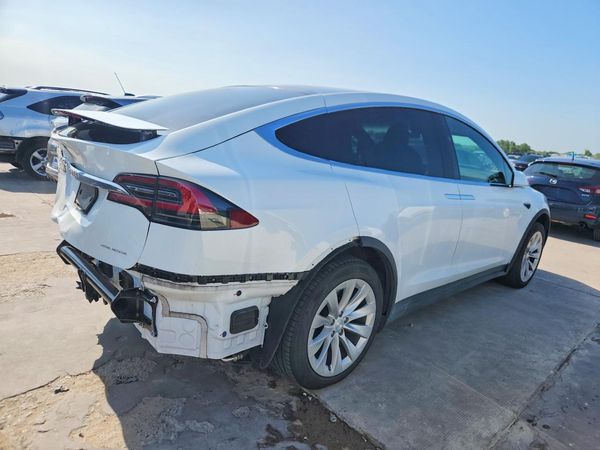 2020 TESLA MODEL X