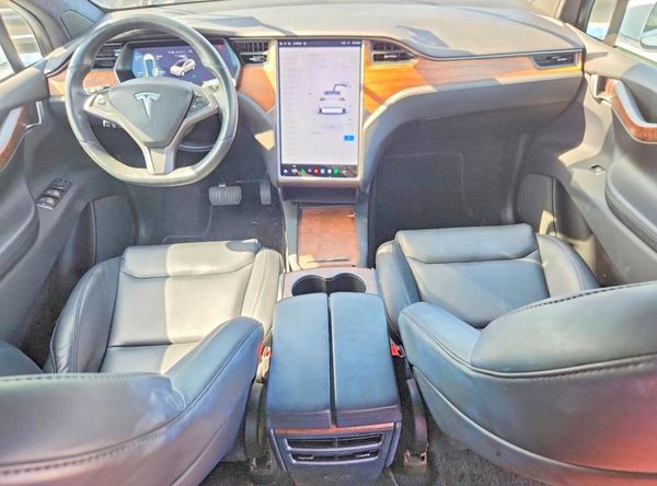 2020 TESLA MODEL X
