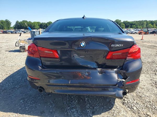 2019 BMW 530