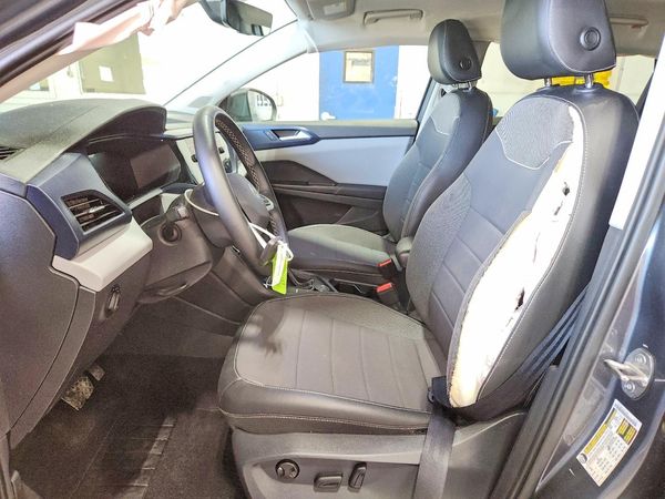 2023 VOLKSWAGEN TAOS