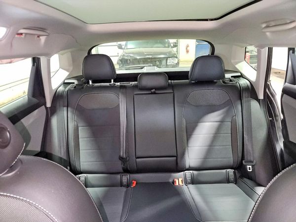 2023 VOLKSWAGEN TAOS