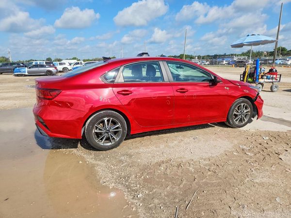 2022 KIA FORTE FE, LXS