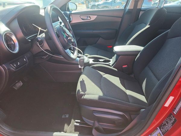 2022 KIA FORTE FE, LXS