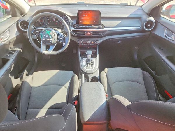 2022 KIA FORTE FE, LXS