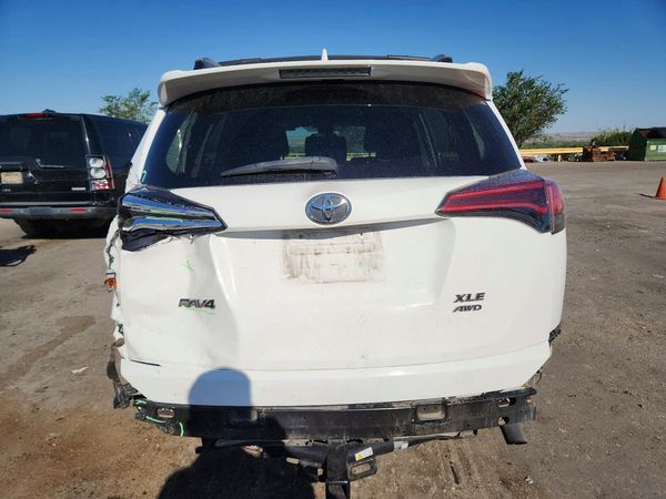 2017 TOYOTA RAV4 XLE