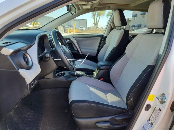 2017 TOYOTA RAV4 XLE