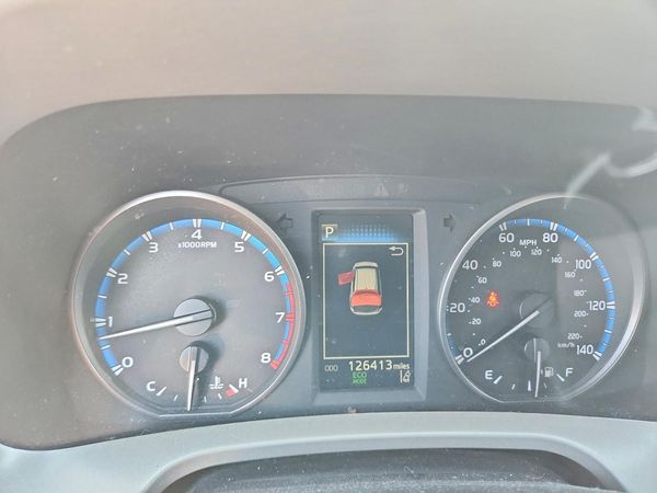 2017 TOYOTA RAV4 XLE