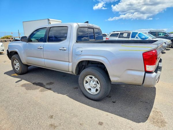 2017 TOYOTA TACOMA SR/SR5