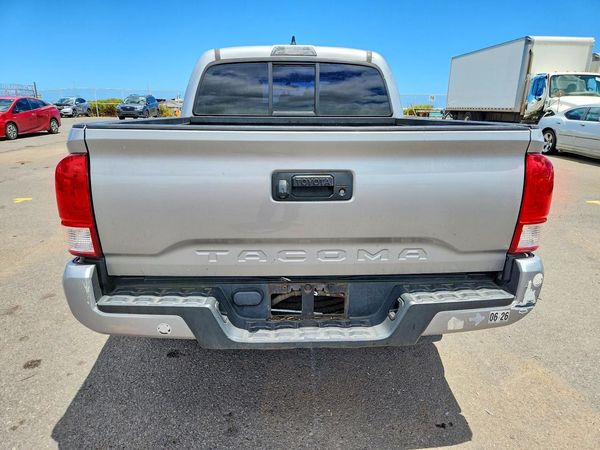 2017 TOYOTA TACOMA SR/SR5