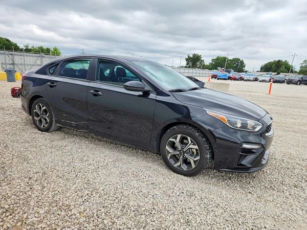2021 KIA FORTE FE, LXS