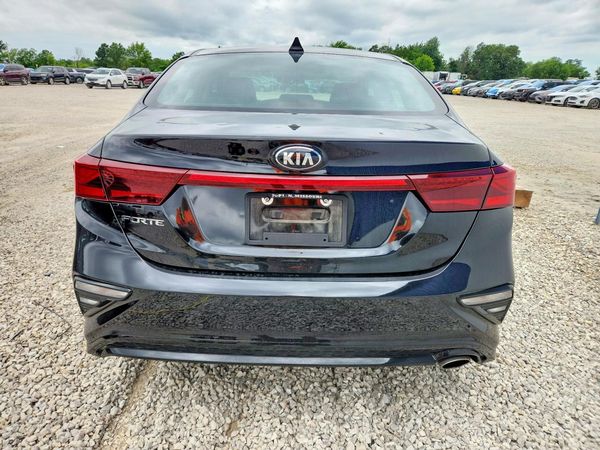 2021 KIA FORTE FE, LXS