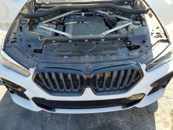 2022 BMW X6