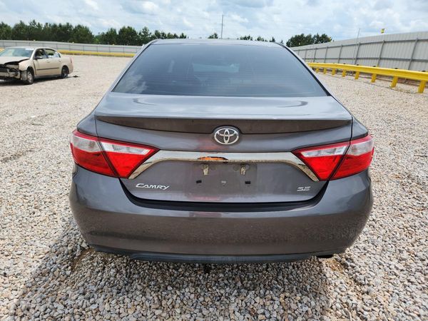 2016 TOYOTA CAMRY