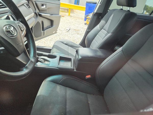 2016 TOYOTA CAMRY