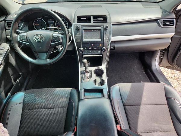 2016 TOYOTA CAMRY