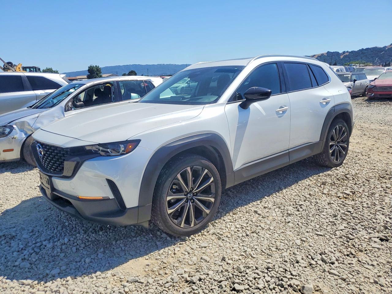 2025 MAZDA CX-50 Premium Plus