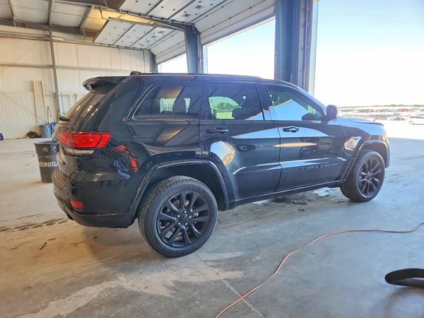 2022 JEEP GRAND CHEROKEE WK LAREDO 4X4