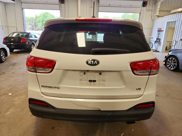 2017 KIA SORENTO