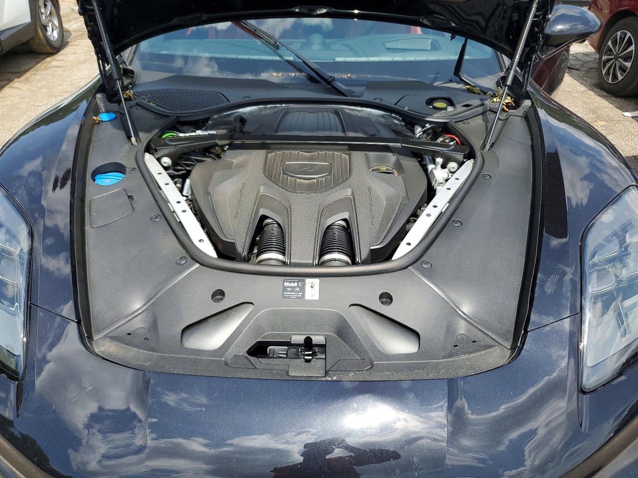 2025 PORSCHE PANAMERA 4 E-Hybrid
