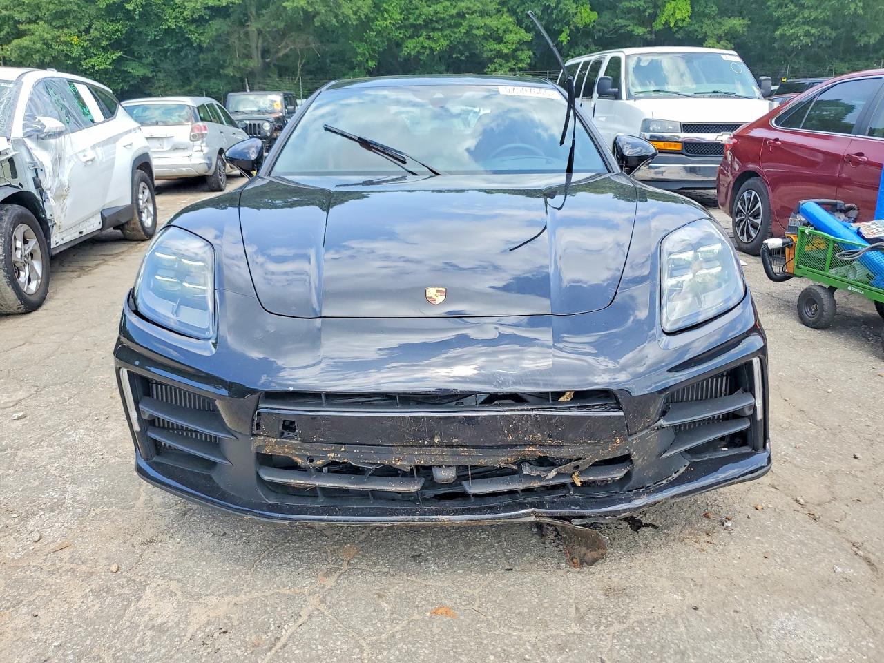 2025 PORSCHE PANAMERA 4 E-Hybrid