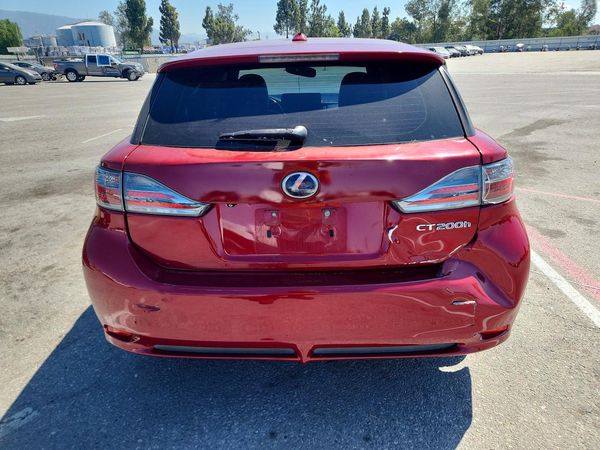 2013 LEXUS CT 200h