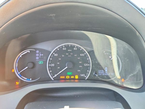 2013 LEXUS CT 200h