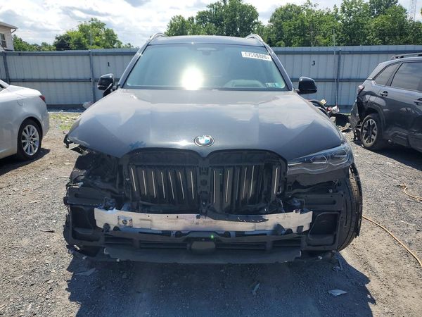 2019 BMW X7 xDrive50i