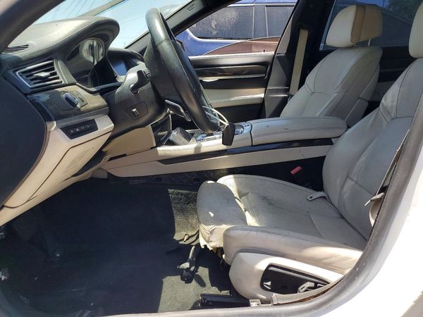 2014 BMW 750