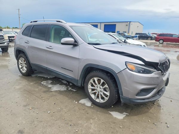 2019 JEEP CHEROKEE LATITUDE FWD