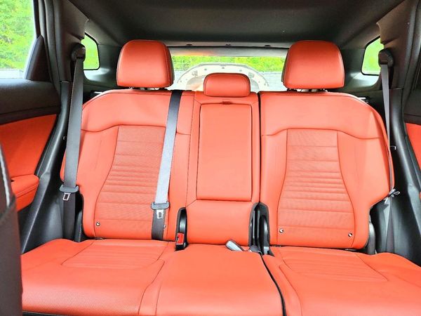 2023 KIA SPORTAGE SX-PRESTIGE or SX-P